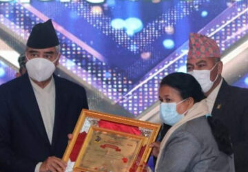 <?php the_title();?>